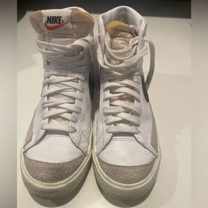 Nike Blazer Mid ‘77